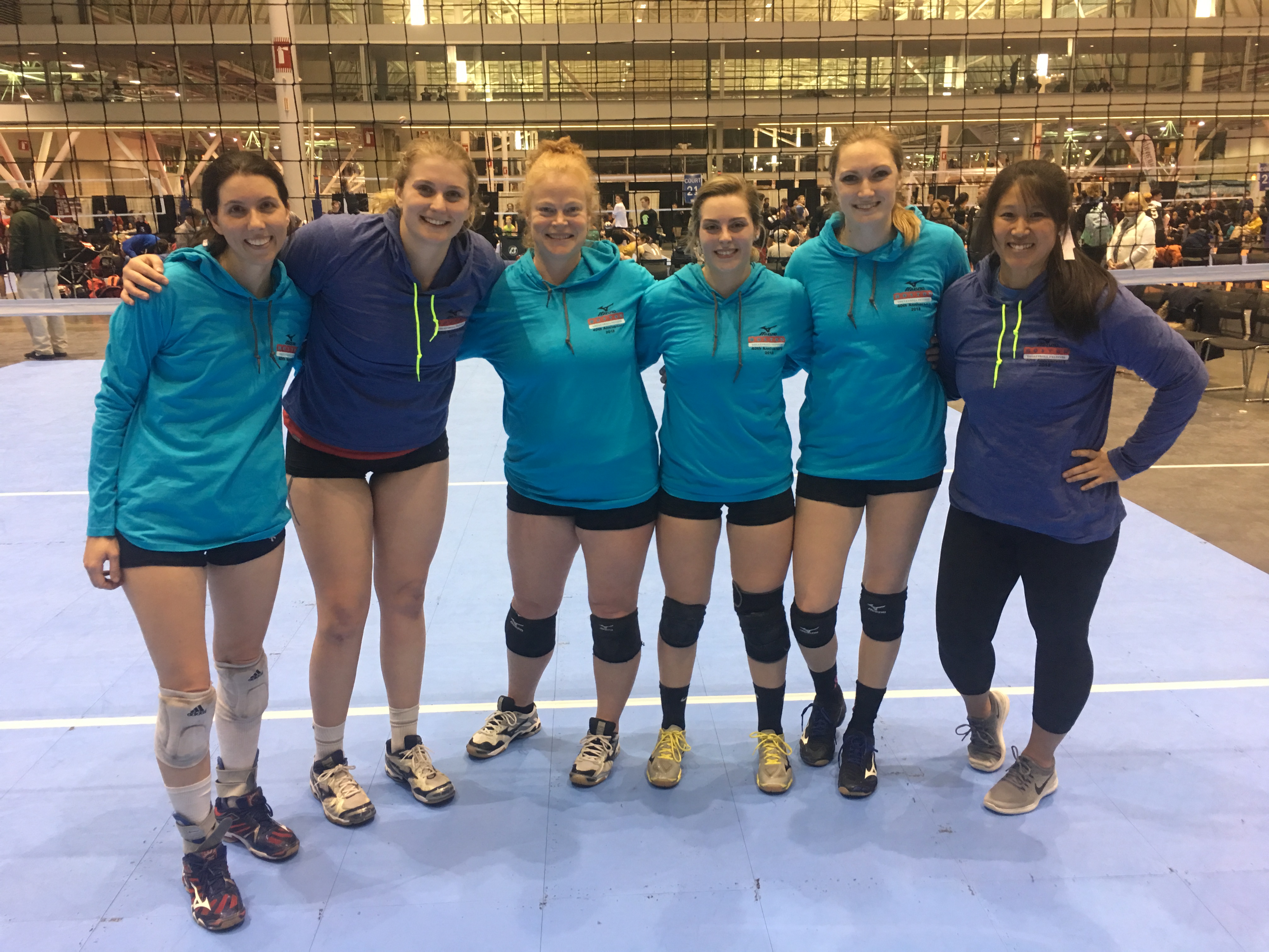Hot Setz Wins Over South Street in the Womens C+ at the BCEC